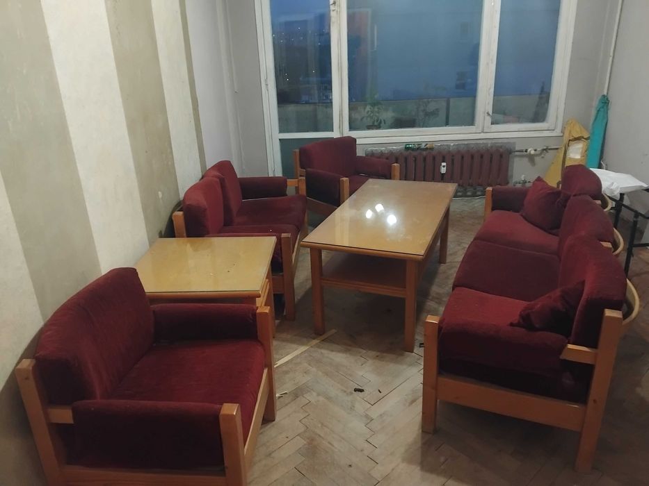 Продавам мебели от масив