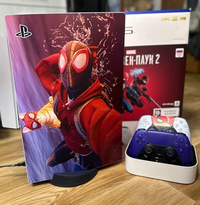 Sony PlayStation 5 в хорошем состоянии.