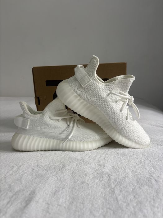 Adidas Yeezy Boost 350 V2 Triple White