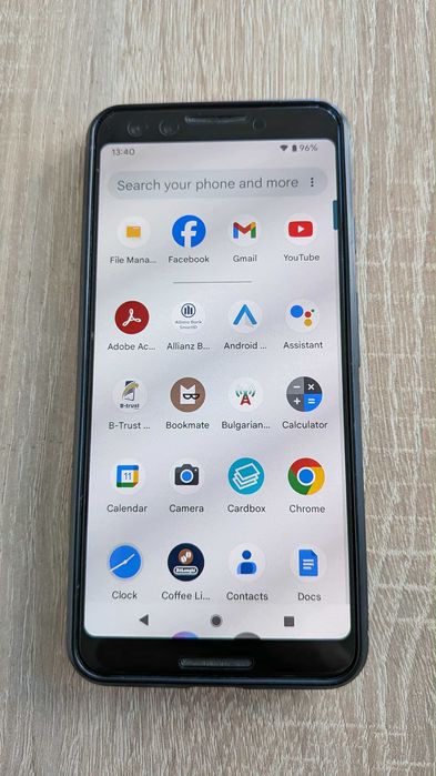 Google Pixel 3 , с окомплектовка + 2 кейса, нова батерия