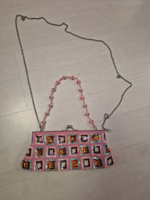 Малки парти чанти