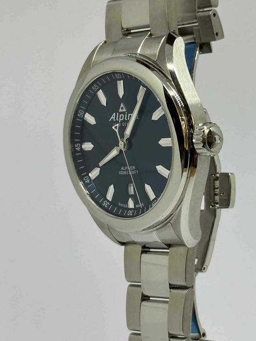 Часовник Alpina Alpiner AL240X4E6 / Перфектен