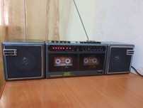 Radio cu dublu casete GRUNDIG model PARY center 2200  ORIGINAL