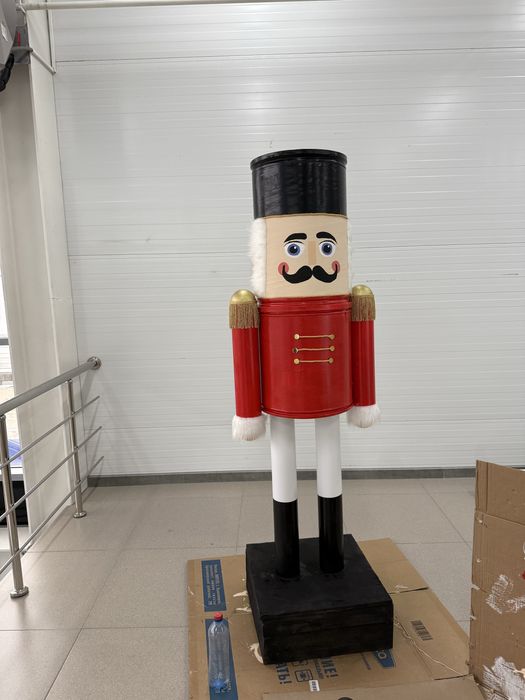 Продам декор для магазина