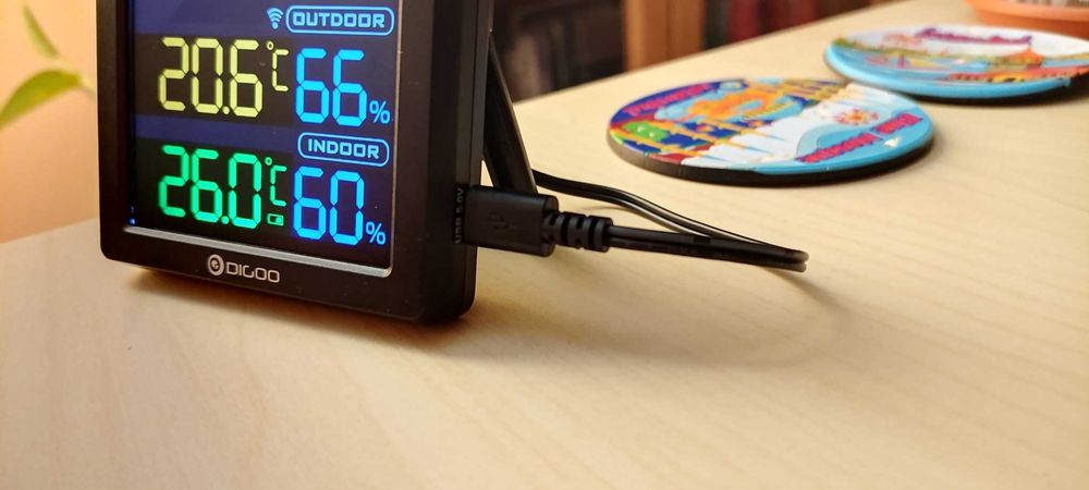 Метео станция с външен сензор, влажност, вътрешна и външна температура