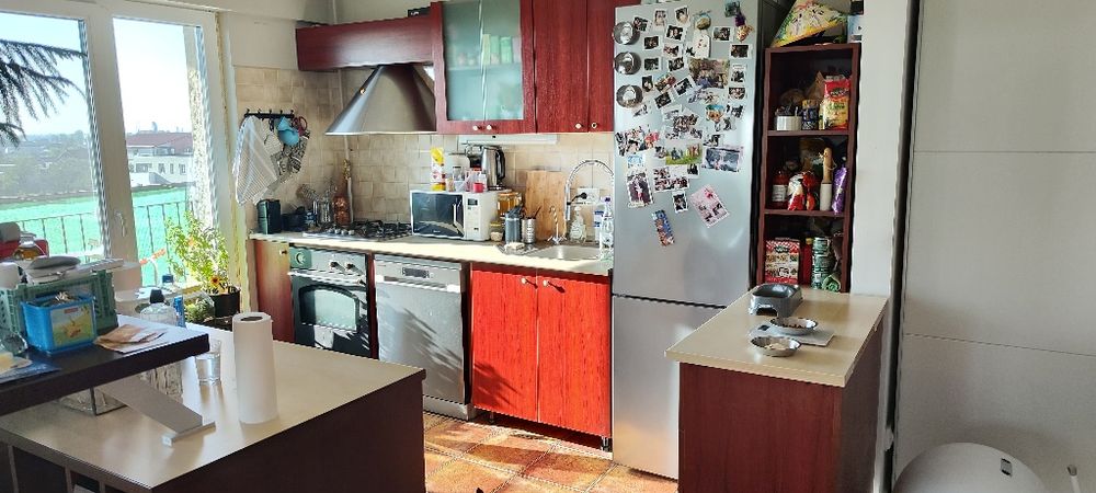 Apartament 2 Camere 64mp - Închiriere (zona centrala Voluntari)