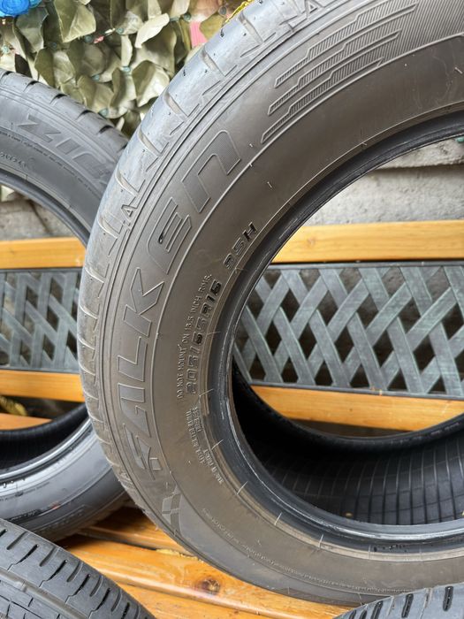 Vand anvelope de vara 205/65/R16 (4 bucati  ) marca Falken , noi !
