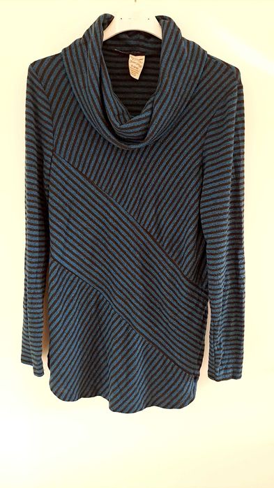 Дамска блуза с дълъг ръкав и поло яка