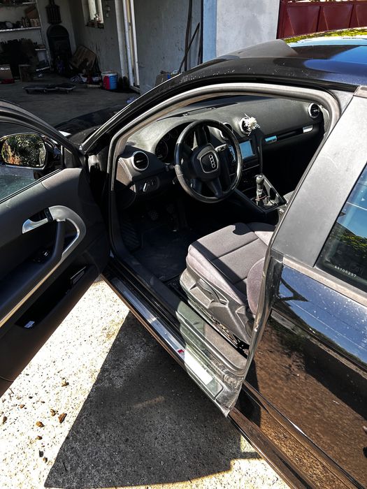 Vând sau schimb Audi a3