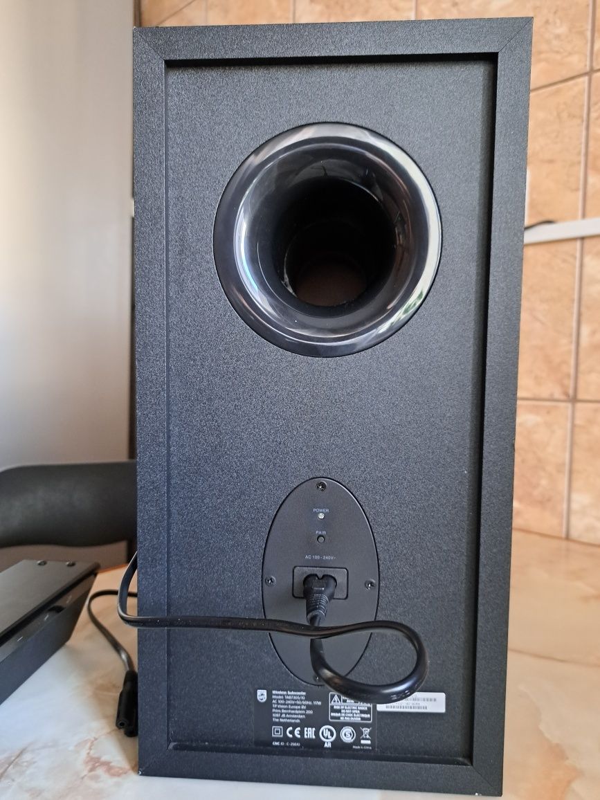 Soundbar Philips TAB7305/10 300W Subwoofer Wireless, cu defect