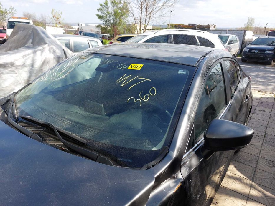 Mazda 3 за части 2,0 бензин 2014 година