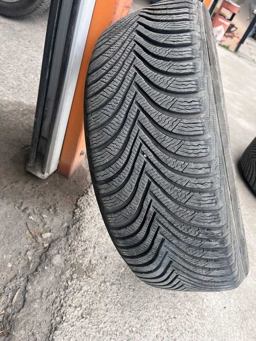 Зимни гуми MICHELIN  205/55/17 (4x)