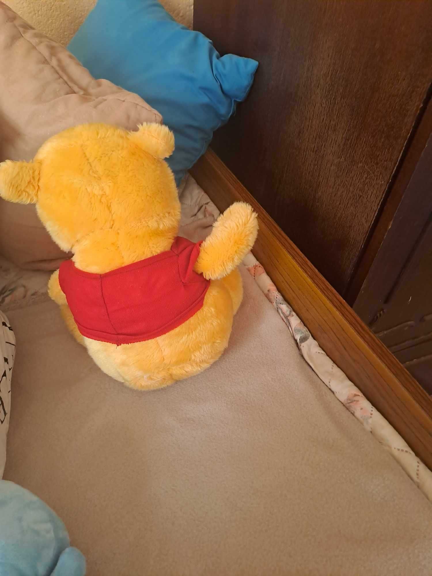 Плюшени играчки-Мечо Пух и динозавърче
