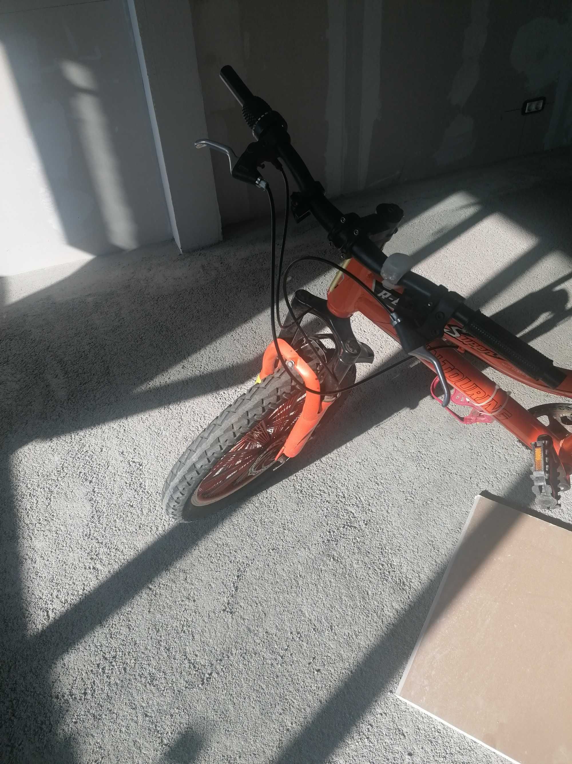 Vând biciclete copiii 9 - 14 ani