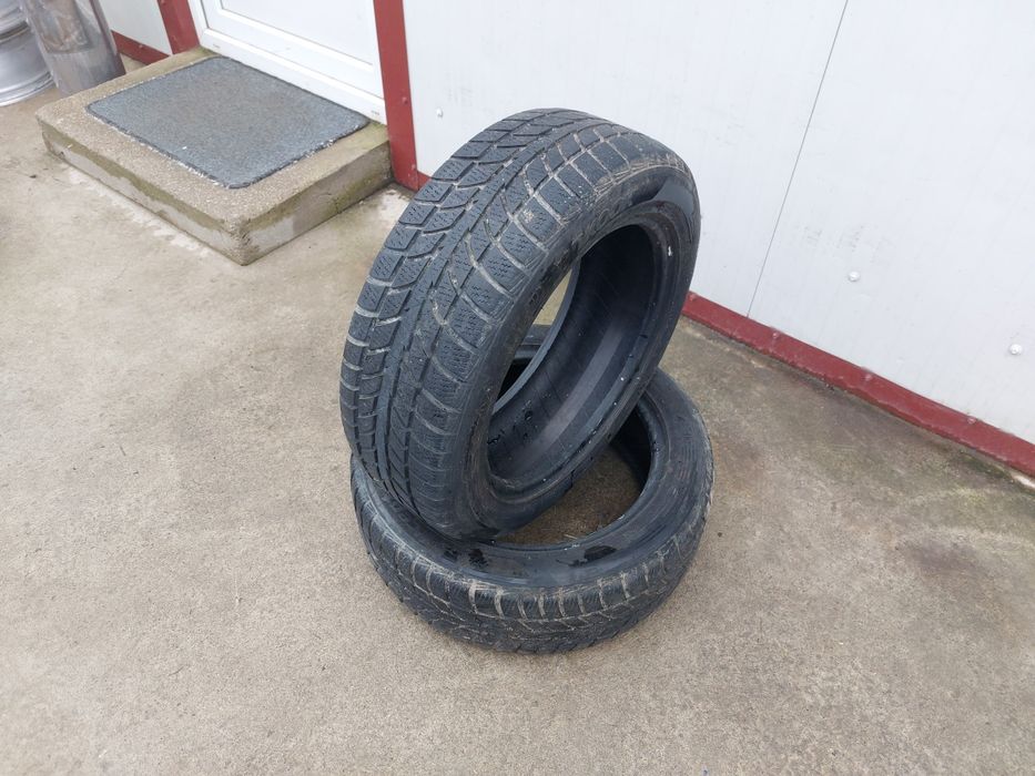 100 lei bucata! Doua anvelope M+S/IARNA 195 55 16 Hankook