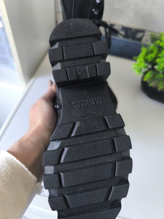 Боти от естествена кожа