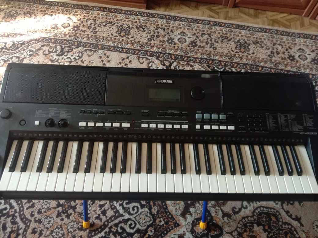 Синтезатор YAMAHA psr433