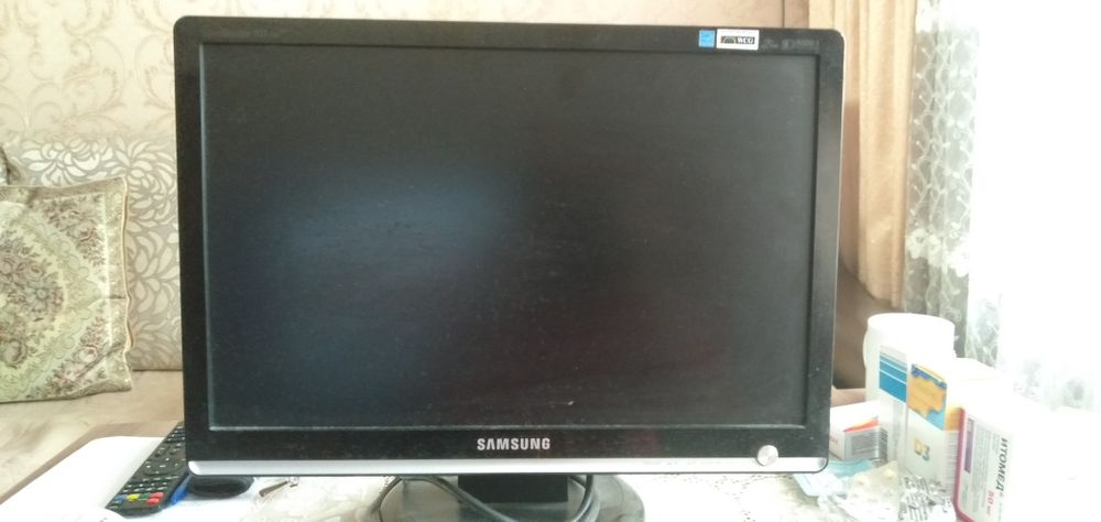 Монитор продается Samsung новый