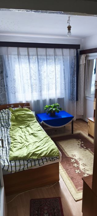 Apartament de vanzare cu 3 camere