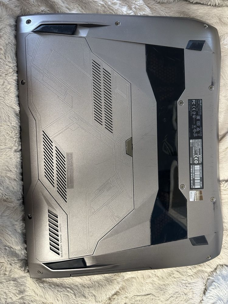 Asus ROG G752VSK ( gtx 1070)