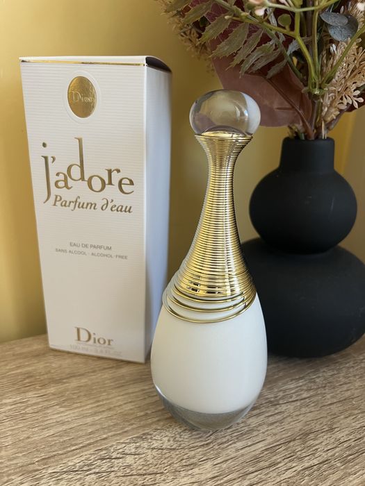 Дамски парфюм Christian Dior J`adore Parfum D`eau White