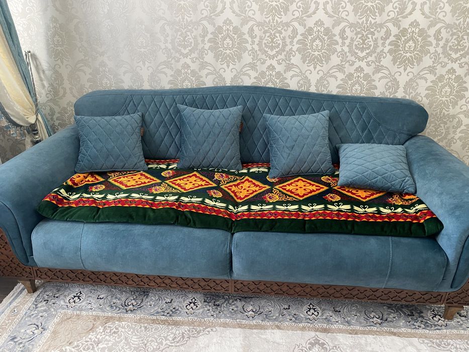 Мягкая мебель для гостиной