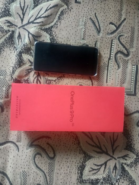 Продам телефон One plus 9 pro