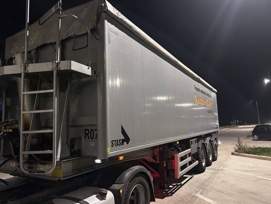 semiremorca bena cereale Stas 54 mc