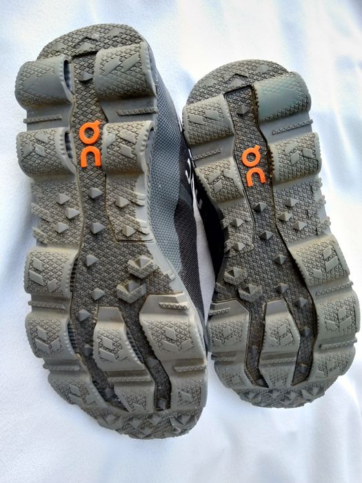 Adidasi On Cloudventure 42