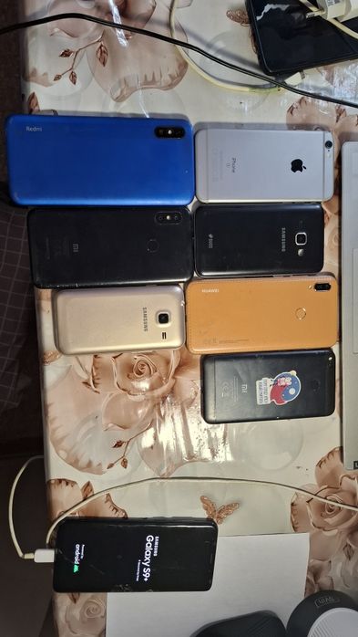 Продам телефоны б/у