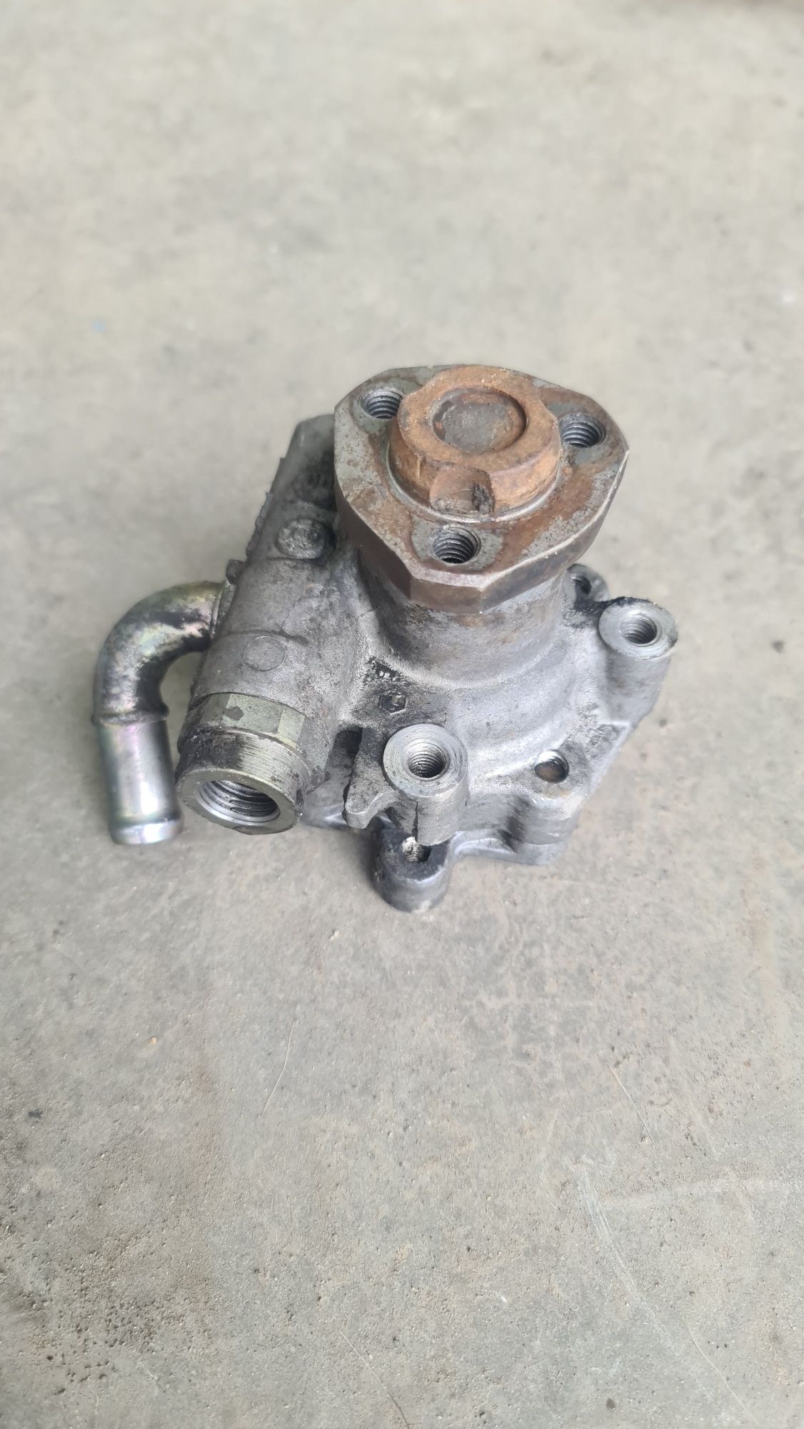 Pompa servo vw transporter T4 2.5 tdi an 2002