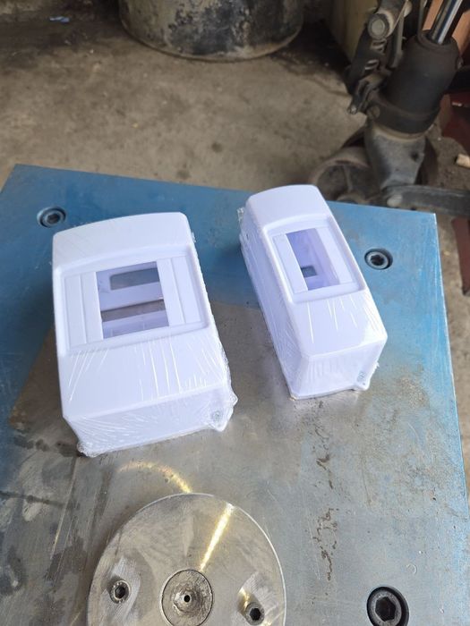 Plass massa padrezednik karobkalar shit