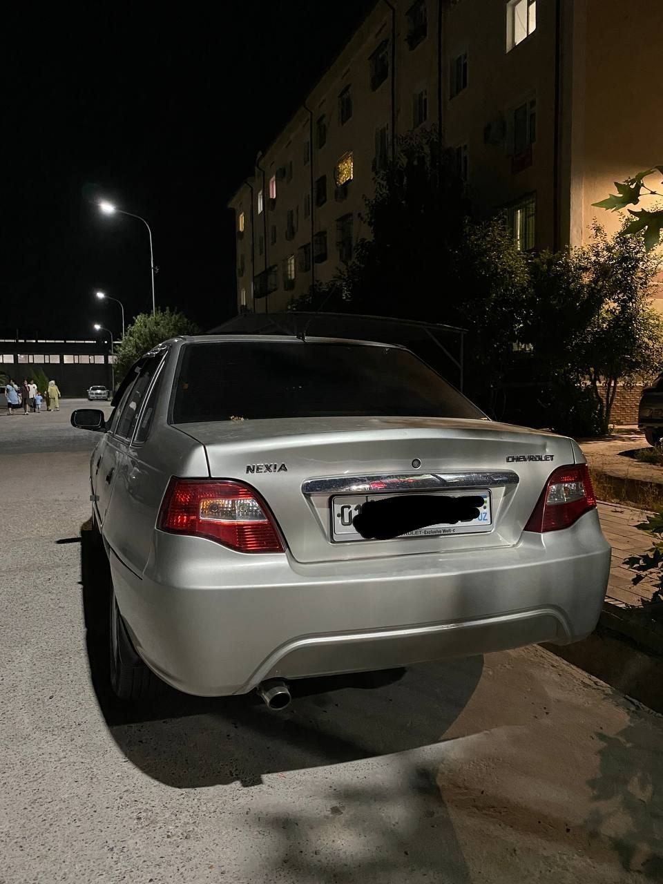 Nexiya 2 sotiladi 1.5