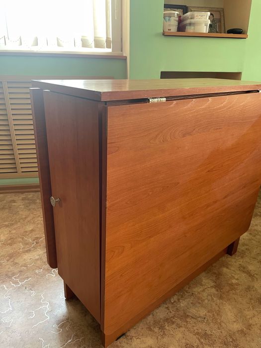 Стол- книжка  раскладной