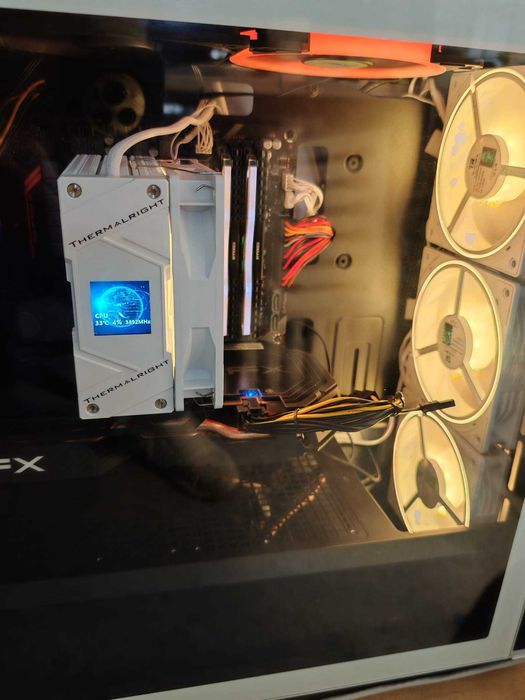 Sistem Ryzen 5 /Ram 24 GB/nVME 512 Samsung+1Tb/RX 580 4GB/850w