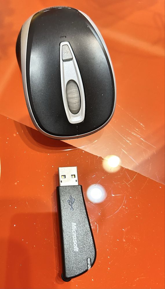 Беспроводная компьютерная мышь Microsoft