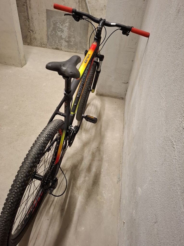Продавам колело Cross GRX