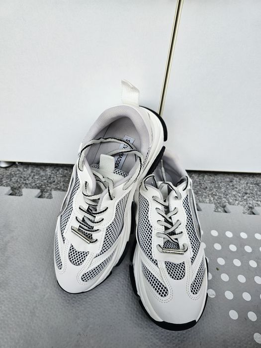 Adidasi Steve Madden marimea 41