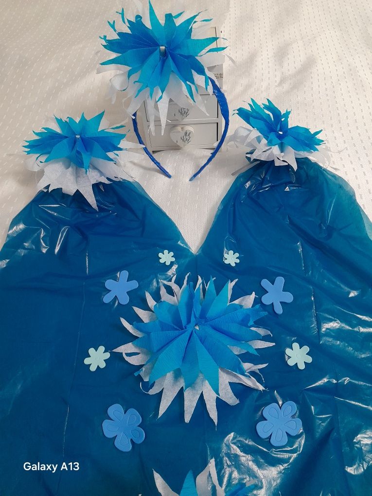 Costume copii materiale reciclabile