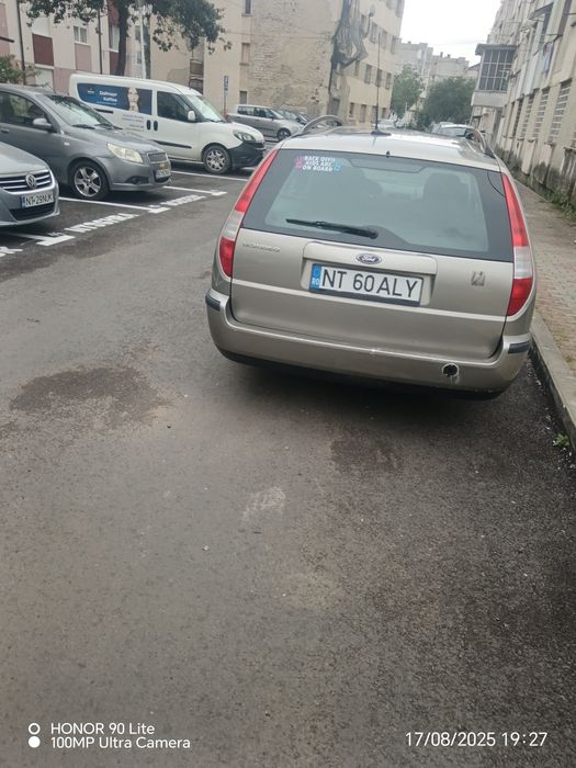 Vând urgent Ford Mondeo 1.8 benzina 700€