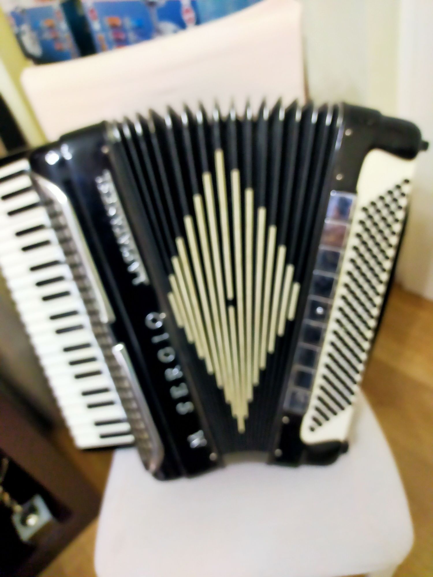 Vand acordeon Piatanesi italian 120 b