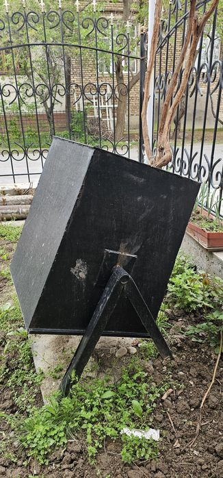 Продается металлический мусорный контейнер . Темирдан чикинди баки