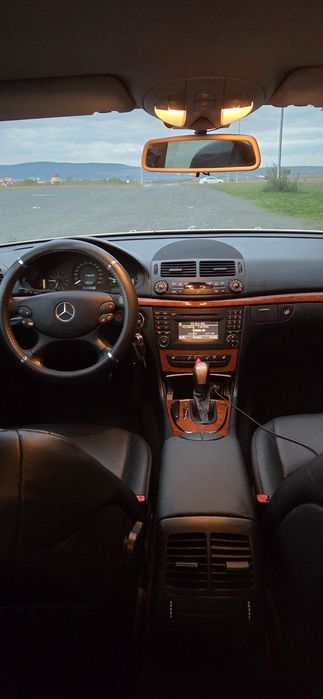 Mercedes e class 211