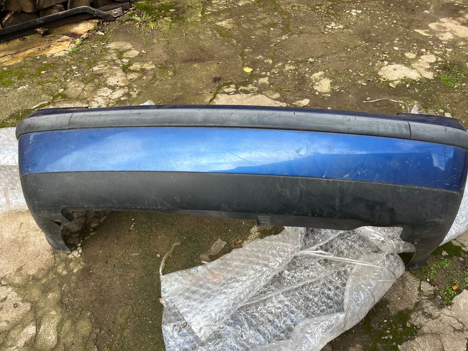 Задна броня за Пасат б5 1997 година