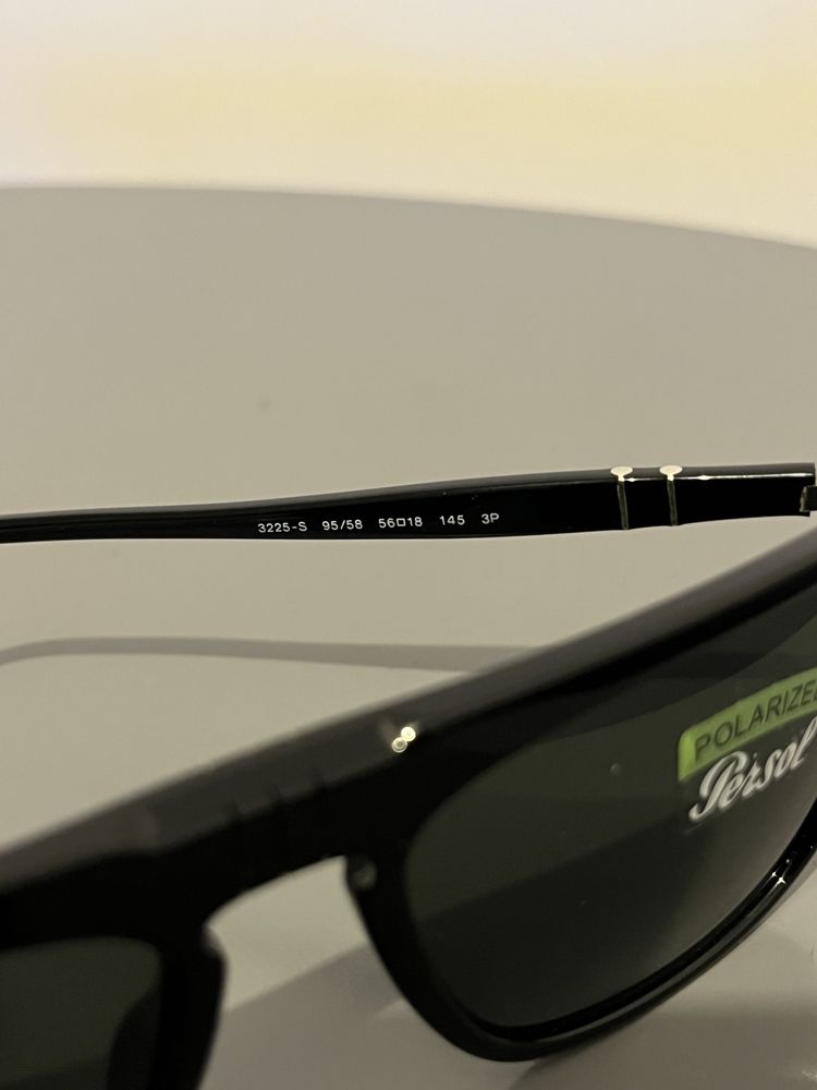 Persol gangster, profil drept/ polarizati