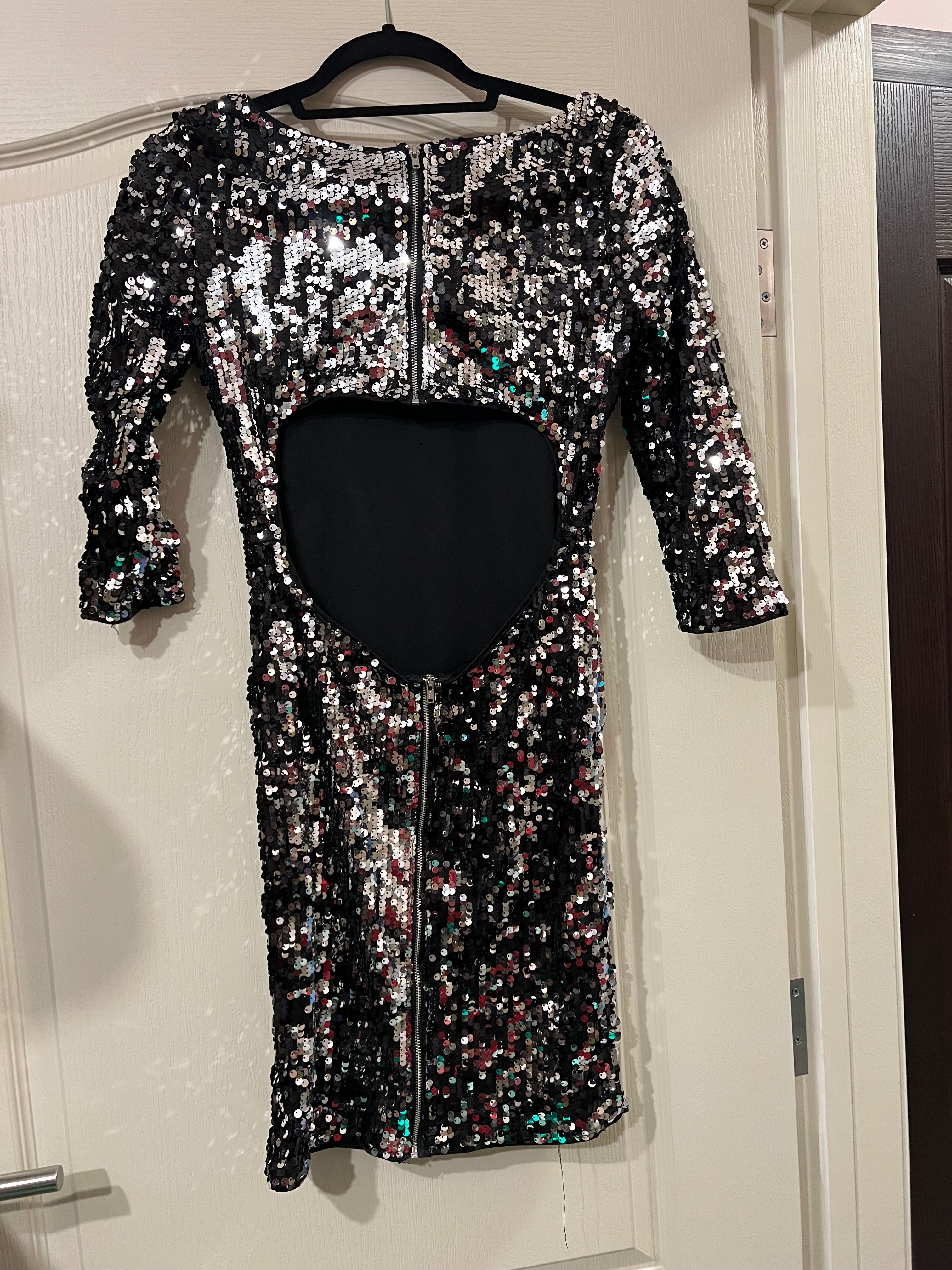 Коктейлна дискотечна  рокля с пайети НОВА