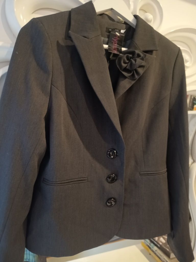 Sacou Nou, cu eticheta, casual Cadouri incluse