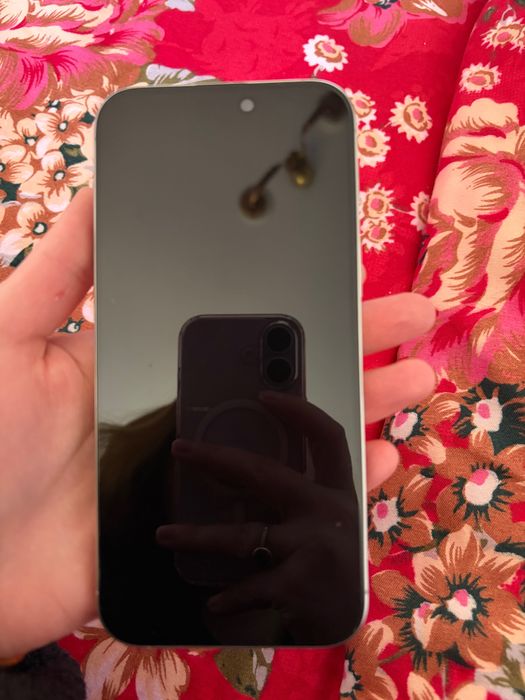 iPhone 16 pro Max 256 gb 100%sanatatea  bateriei