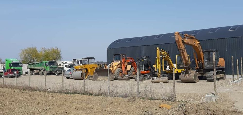 inchiriez utilaje, excavator, buldoexcavator, autogreder, bascula,