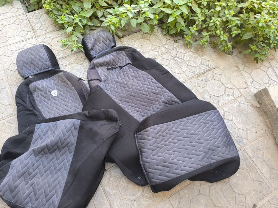 Продается чехол для машины спарк